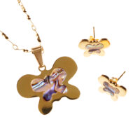 Set de aretes y cadenas con dije de mariposa