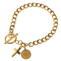 Pulsera en tejido cubano con dijes de cruz