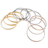 Set de 10 pulseras en colores dorados, plateado y rose Gold